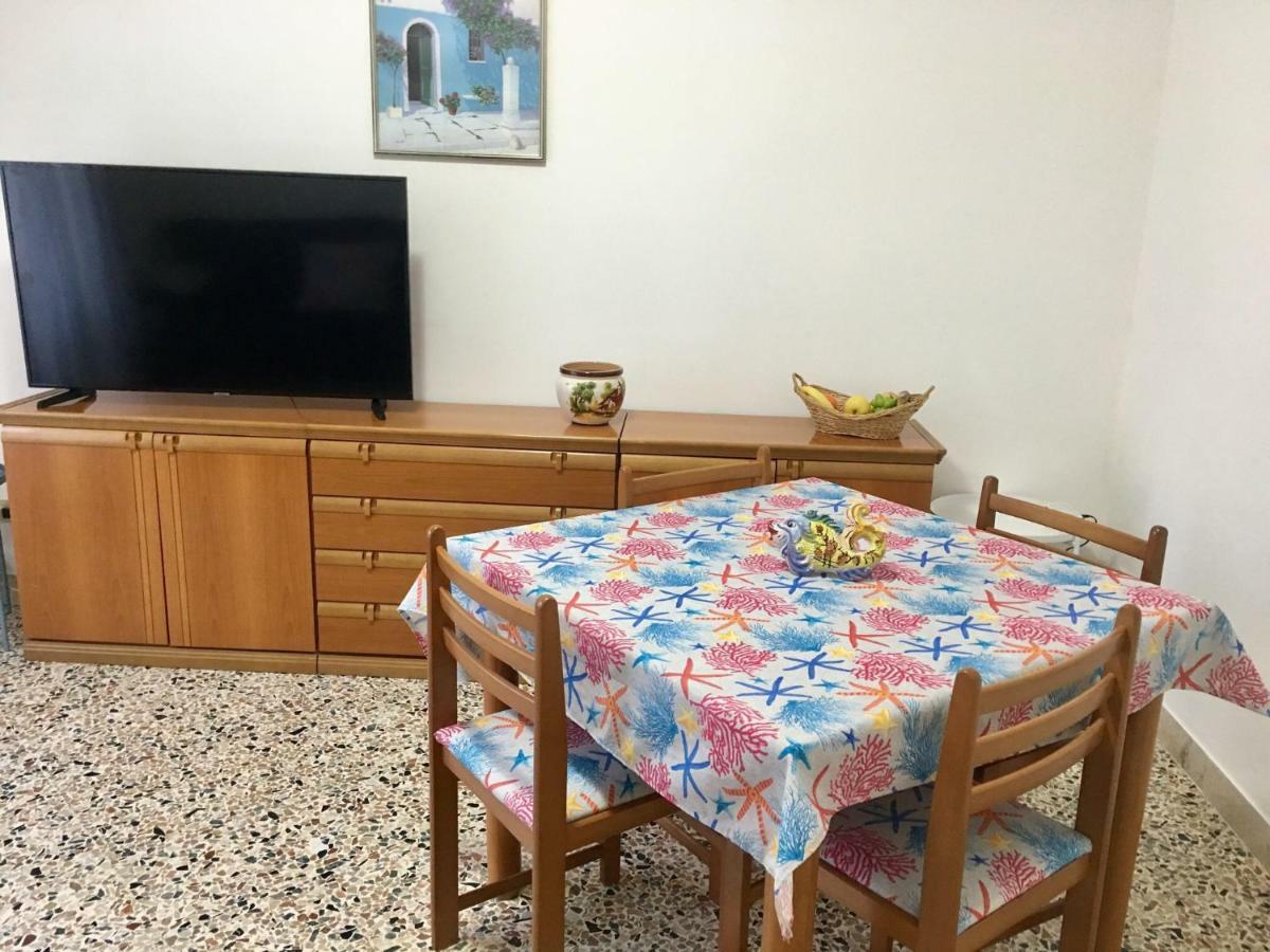 Alemare Apartment Мондело Екстериор снимка