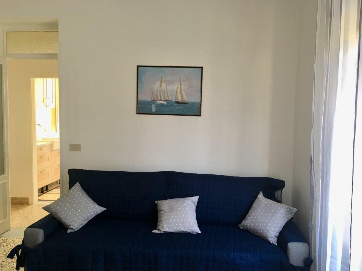 Alemare Apartment Мондело Екстериор снимка