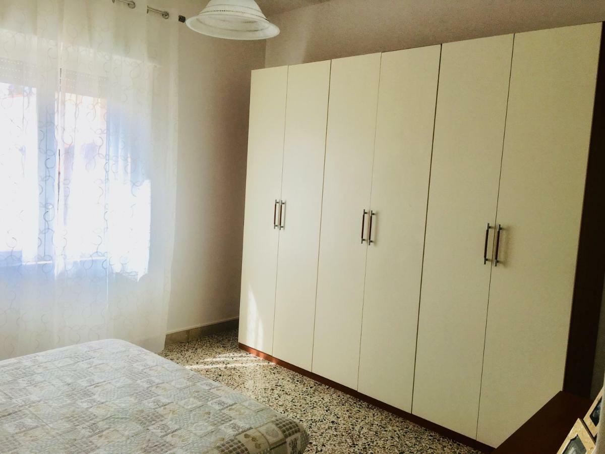 Alemare Apartment Мондело Екстериор снимка