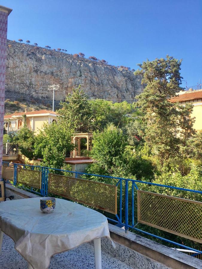 Alemare Apartment Мондело Екстериор снимка