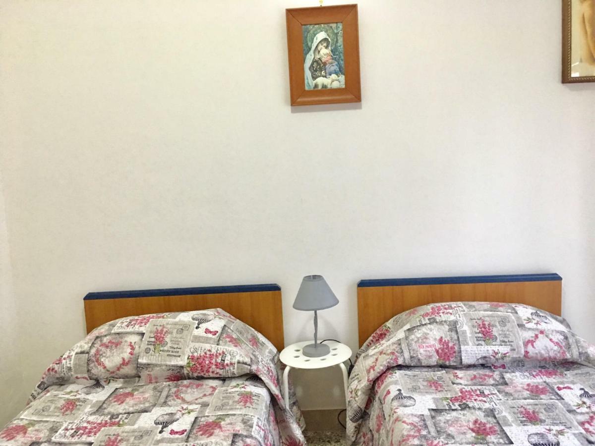 Alemare Apartment Мондело Екстериор снимка