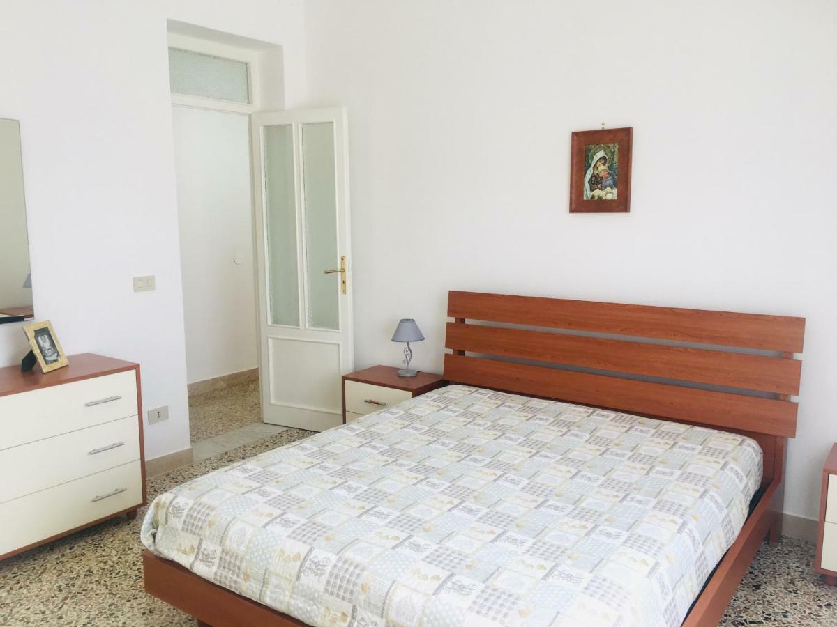Alemare Apartment Мондело Екстериор снимка